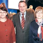 Pani Aleksandra Natalii – Świat , Grażyna Gęsicka to niezwykłe profesjonalistki polskiej sceny politycznej ostatnich lat a jednocześnie wzór skromności i koleżeńskości.